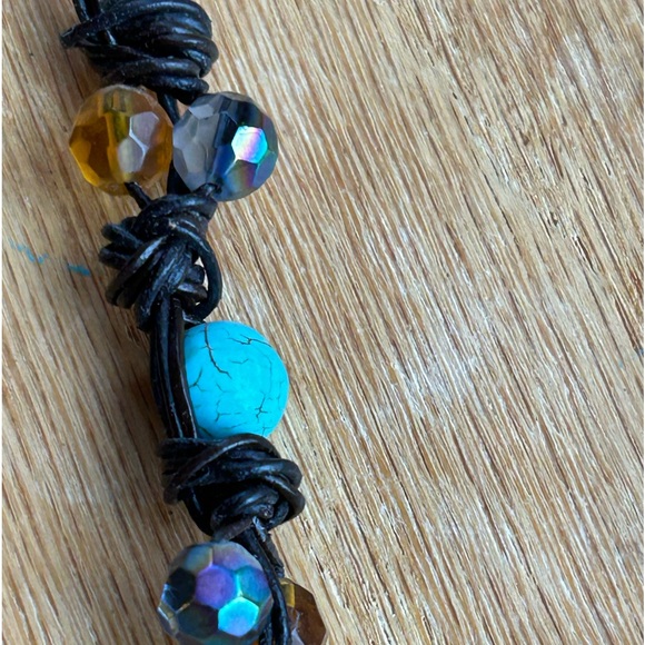 Turquoise Necklace Handmade Also W/Crystal & Howlite Beads On Twisted Cording - Picture 8 of 12